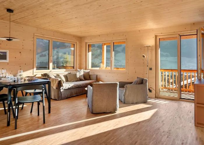 Stylish Alpine Hideaway With Panoramic Views شقة *